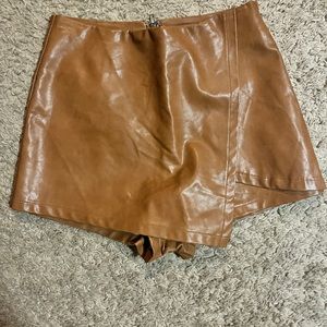 Tan leather skort size small